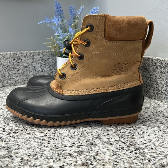 Sorel Cheyanne II Boots - Picture 1 of 7